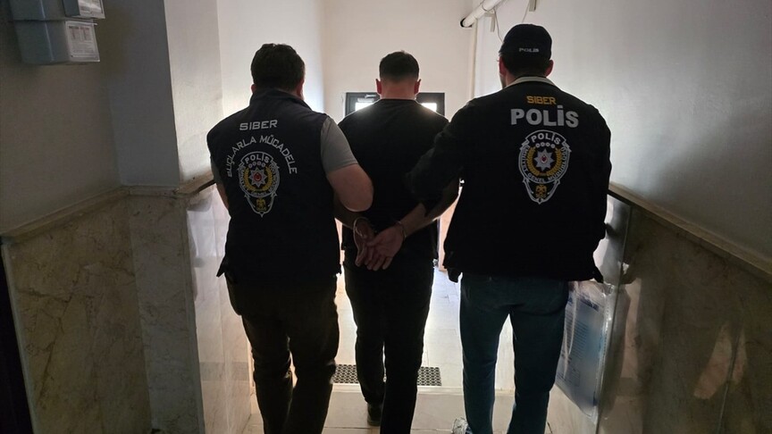 Eskişehir merkezli yasa dışı bahis operasyonunda yakalanan 15 şüpheli tutuklandı