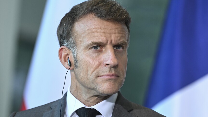 Macron, Hürmüz Boğazı'ndan güvenli geçişi sağlamak için Umman ile birlikte çalışacaklarını belirtti