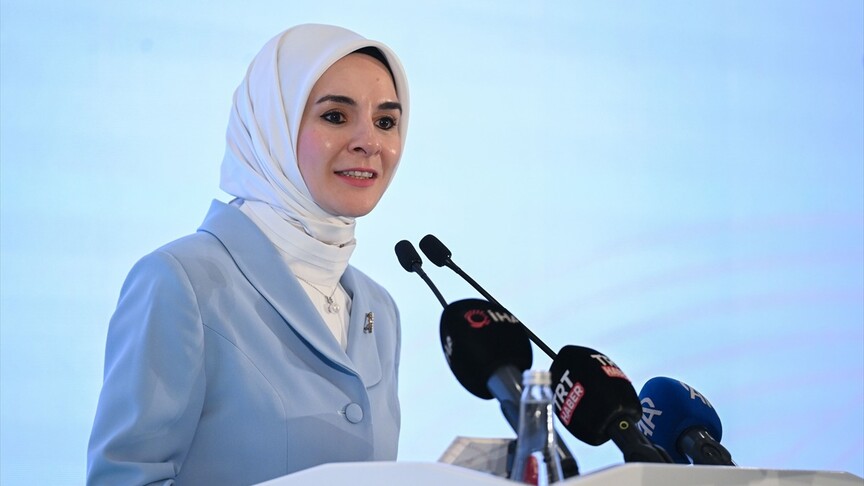 Bakan Göktaş: Bugün 11 bin 22 çocuğumuz, 9 bin 277 koruyucu ailemizin yanında hayatını sürdürüyor