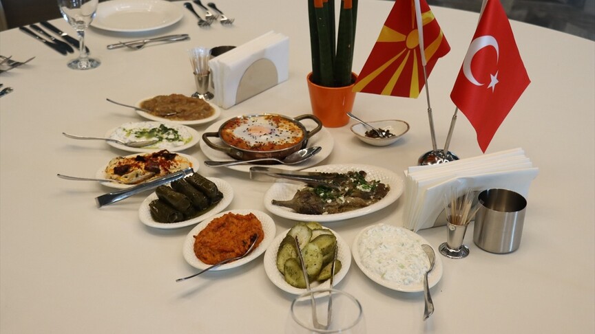 Kuzey Makedonyalı basın mensuplarına "Türk Lezzetleri" tanıtıldı