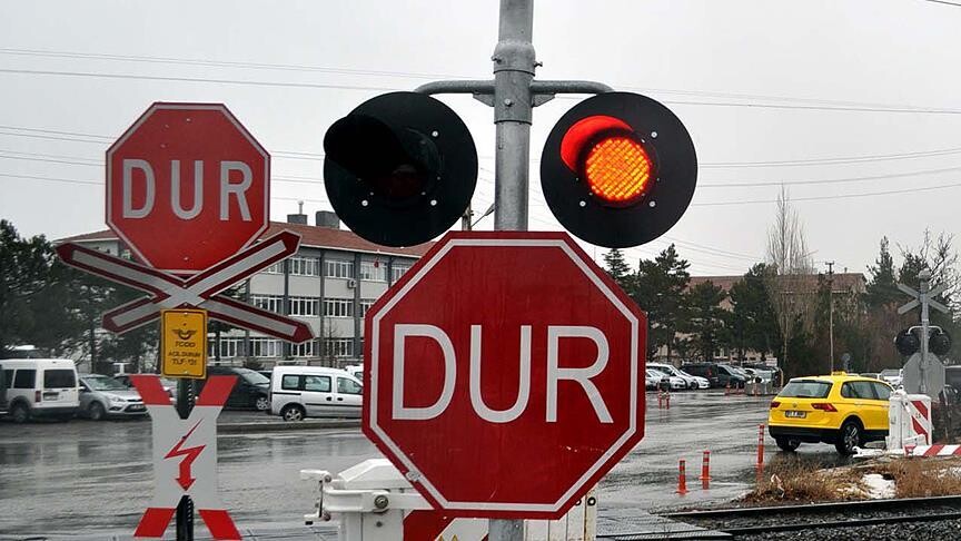 Hemzemin geçitlerde güvenlik için 22 yılda 11,25 milyar liralık yatırım yapıldı