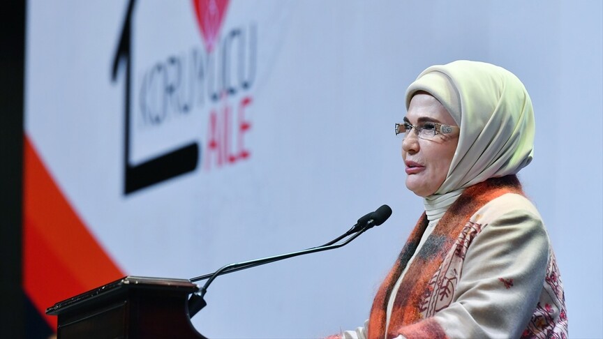 Emine Erdoğan: İnsanlık tüm çocuklarına sıcak bir yuva, adalet ve barış dolu bir dünya borçludur