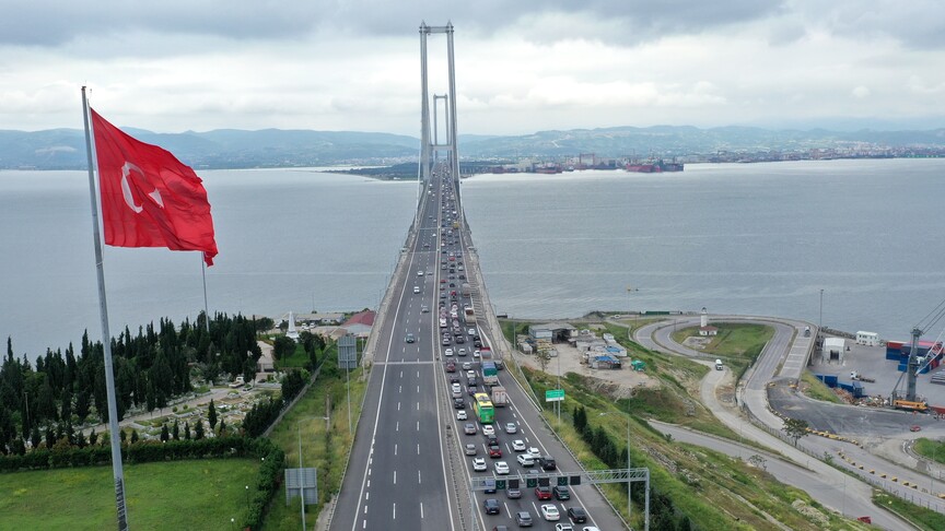 Osmangazi Köprüsü ile 10 yılda akaryakıt ve zamandan 211 milyar liralık tasarruf sağlandı