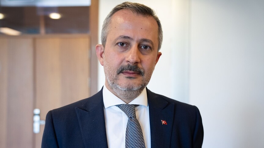 İstanbul Aile Vakfından sosyal medya platformlarına "çocukları bağımlı hale getiren algoritma" davası