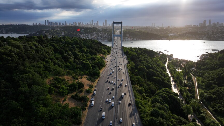 FSM Köprüsü'nden 38 yılda geçen araç sayısı 2,3 milyara yaklaştı