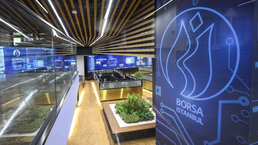 Borsada yılın ilk yarısında 23 sektörden 21'i yatırımcısına kazandırdı
