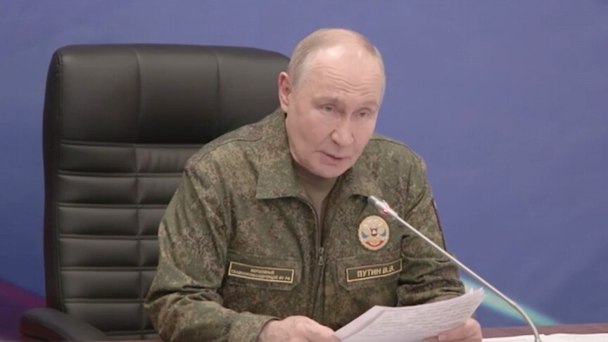 Putin, Ukrayna'nın askeri sanayisine saldırmaya devam edeceklerini bildirdi