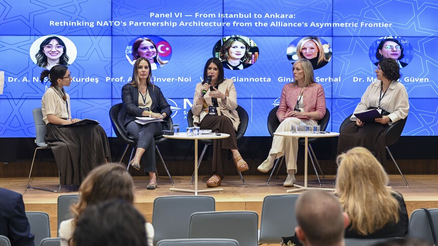 NATO Zirvesi Diyalogları kapsamında NATO'nun ortaklık yapısının ele alındığı panel düzenlendi
