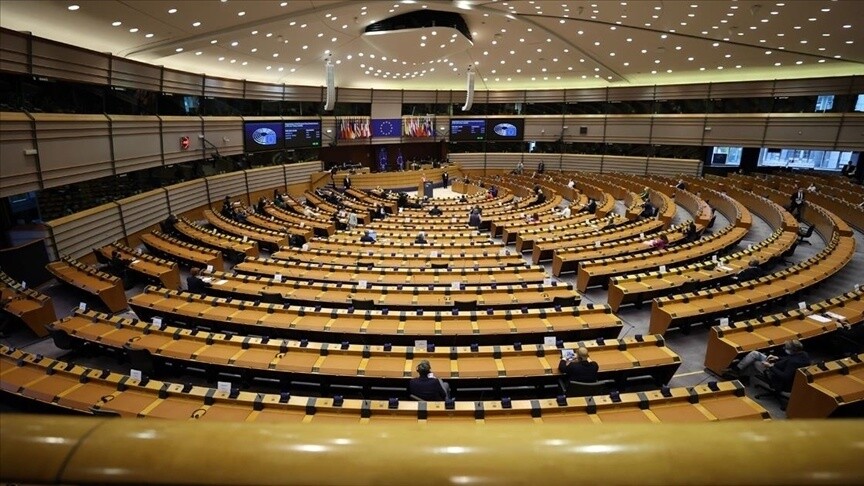 AP, aşırı sağcı ESN partisinin AB değerlerine uyumunun incelenmesini istedi
