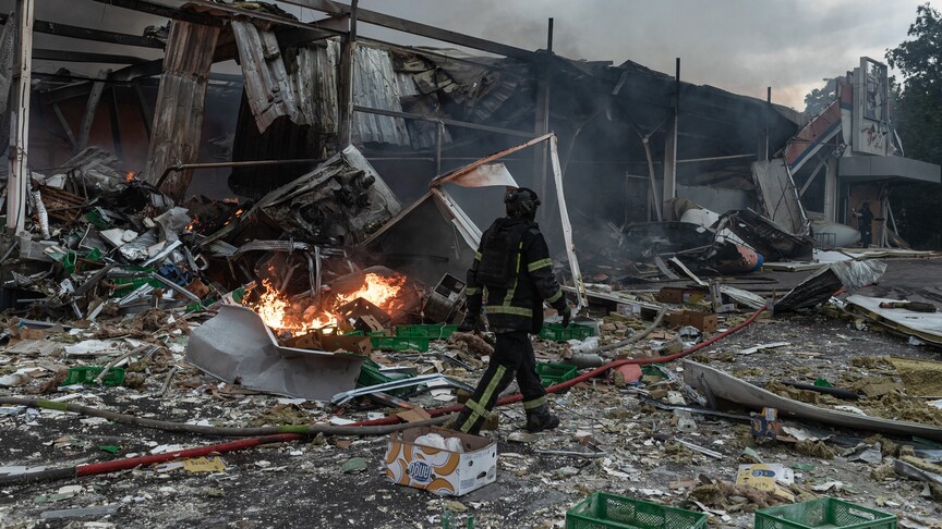 Ukraine Strikes Russian Oil Refineries and Shadow Fleet Vessels as Moscow Kills 4 in Overnight Attacks
