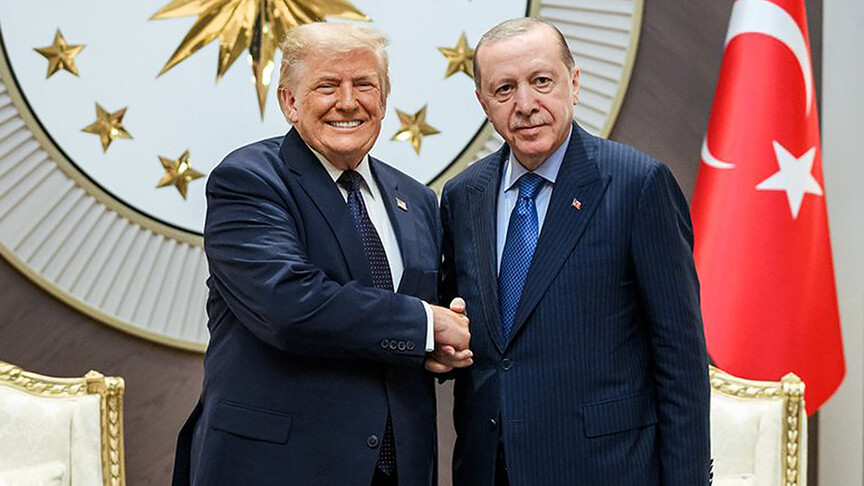 Beyaz Saray, Trump ve Erdoğan'ın tokalaştığı fotoğrafı paylaştı