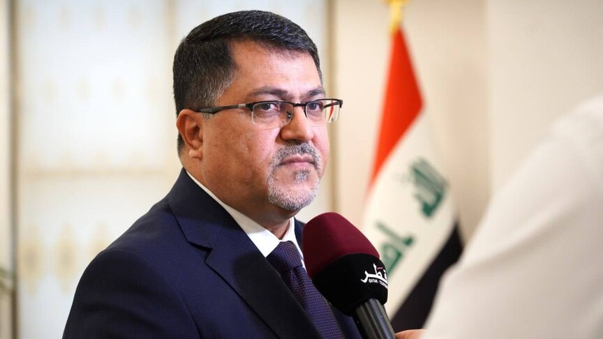 العراق.. إقالة رئيس هيئة الاستثمار وتوقيف مدير شركة توزيع النفط