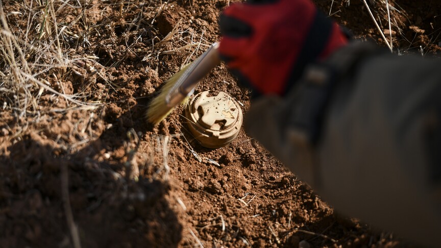 Syrian soldier killed, 2 others injured during mine-clearing operation in Aleppo