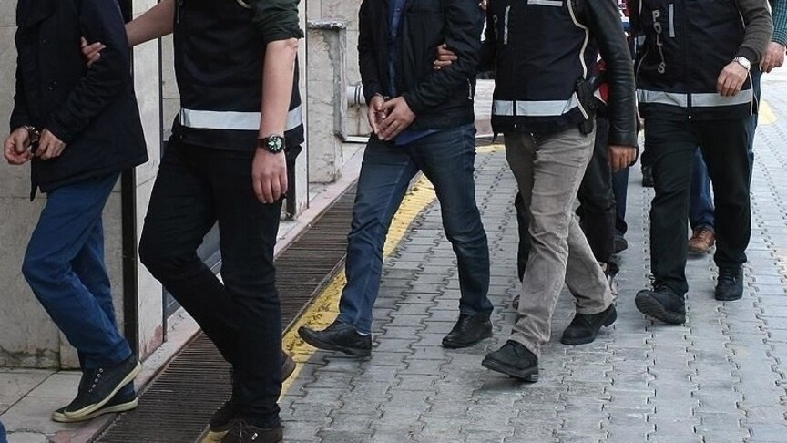 İstanbul merkezli "para aklama" operasyonunda 18 şüpheli yakalandı