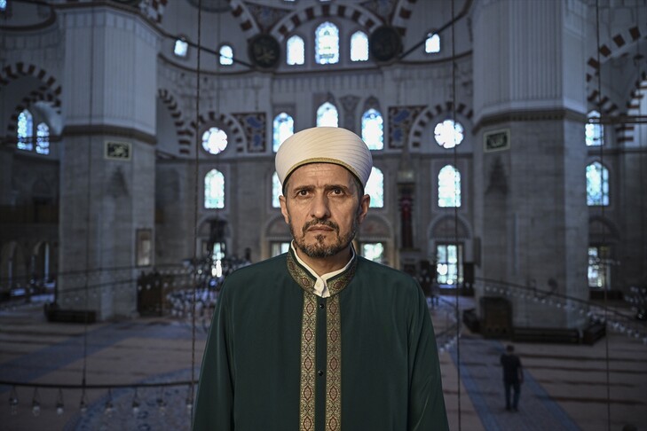 İstanbul'da selalarla halkı meydanlara çağıran din görevlilerinin 15 Temmuz tanıklığı
