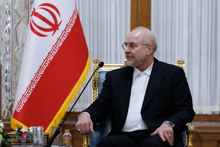 US Strikes 140 Iranian Military Targets in Third Round After Hormuz Ship Attack