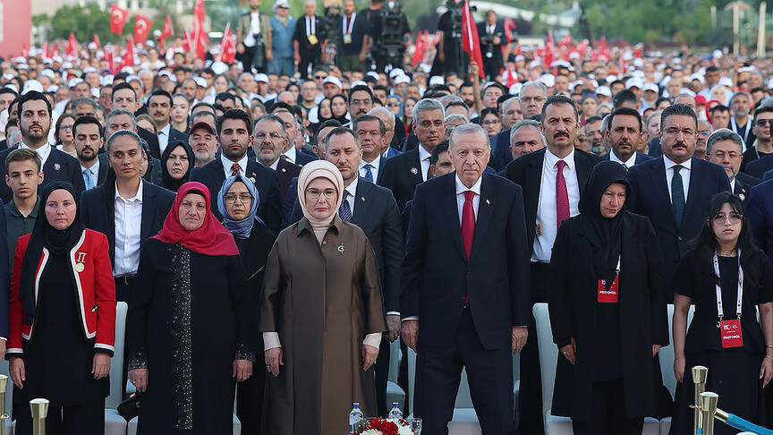 Emine Erdoğan'dan "10. Yılında 15 Temmuz: İrade Bizim, Zafer Bizim" programına ilişkin paylaşım