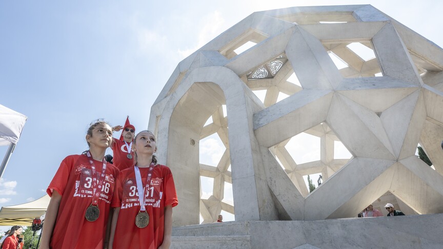 15 Temmuz Şehitler Makamı ile Hafıza 15 Temmuz Müzesi'ne ziyaretler başladı