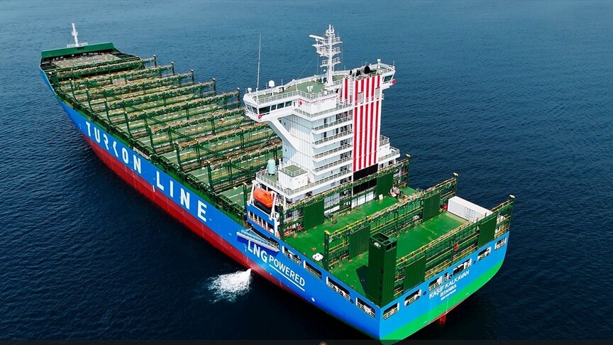 Turkon Line'ın LNG'li konteyner gemisi "Kaşif Kalkavan" Hindistan hattında göreve başlıyor