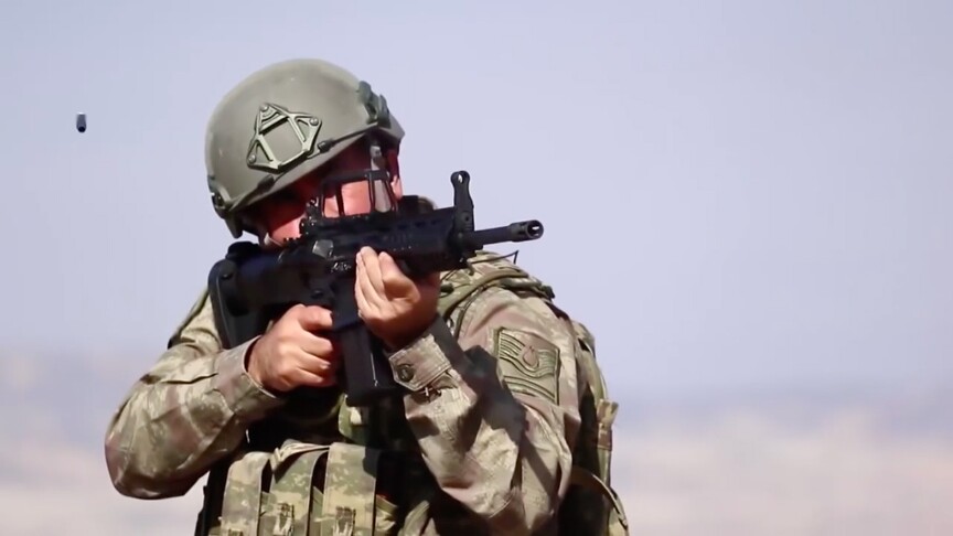 MKE'den Kara Kuvvetleri Komutanlığına milli piyade tüfeği MPT-76 MH teslimatı