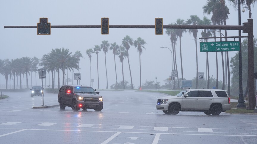 Meksika Körfezi'nde etkili olan Bertha Tropikal Fırtınası, Florida ve Alabama kıyılarına ilerliyor