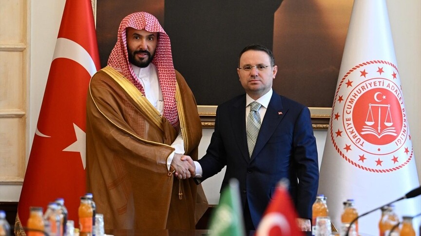 Adalet Bakanı Gürlek, Suudi mevkidaşı Al Smani ile görüştü