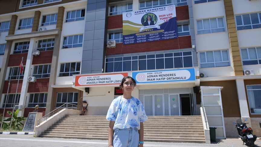 LGS'de tam puan alan Sena'nın ilk tercihi Kartal Anadolu İmam Hatip Lisesi oldu