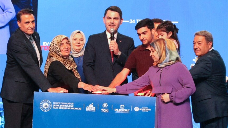 Bakan Kurum: Devlet, zor gününde milletini sarıp sarmalayan asırlık çınardır