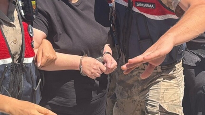 Gülistan Doku soruşturmasında gözaltına alınan eski Vali Sonel'in eşi ile 2 şüpheli adliyede