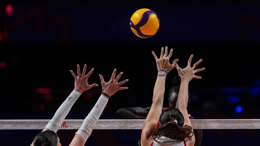 A Milli Kadın Voleybol Takımı, FIVB Milletler Ligi yarı finalinde Çin'i 3-0 yenerek finalde Brezilya'nın rakibi oldu