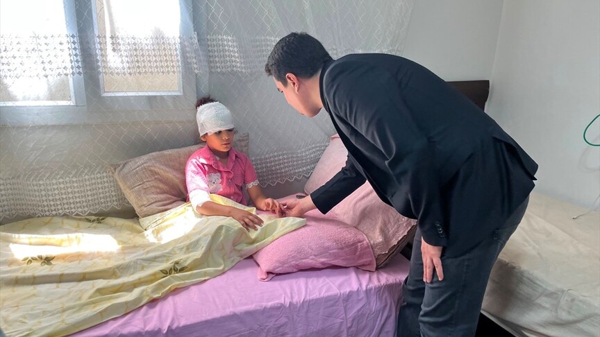 Şanlıurfa'da sahipsiz köpeklerin saldırısına uğrayan 8 yaşındaki çocuk yaralandı