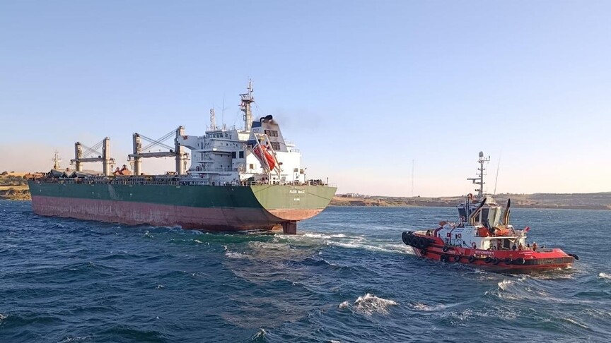 Çanakkale Boğazı gemi trafiği, karaya oturan yük gemisi nedeniyle askıya alındı