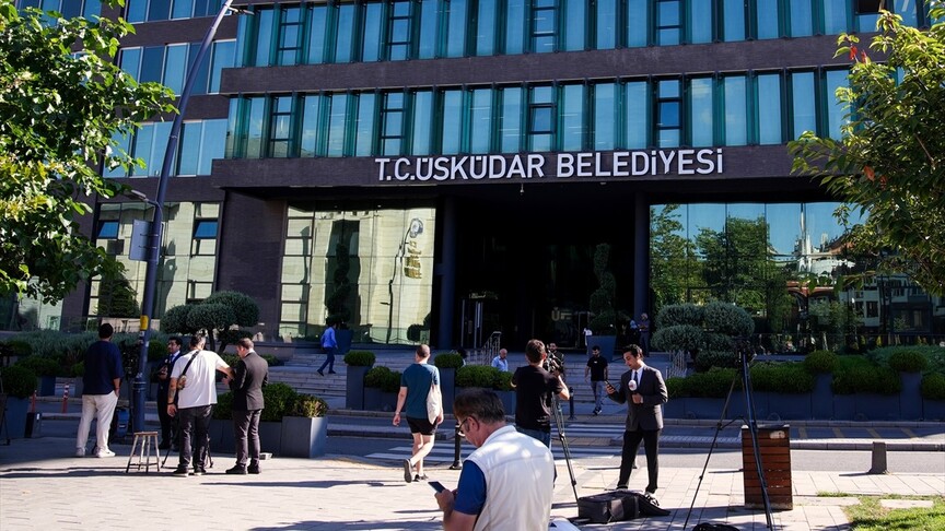 Üsküdar Belediyesine yönelik usulsüzlük soruşturmasında 6 kişi gözaltına alındı