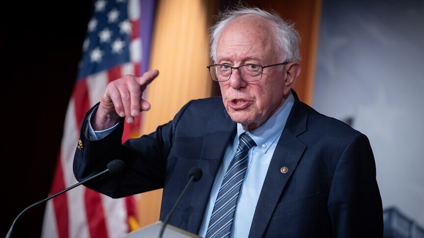 ABD'li Senatör Sanders: Gazze'deki soykırıma karşı çıkmak, Yahudi karşıtlığı değildir