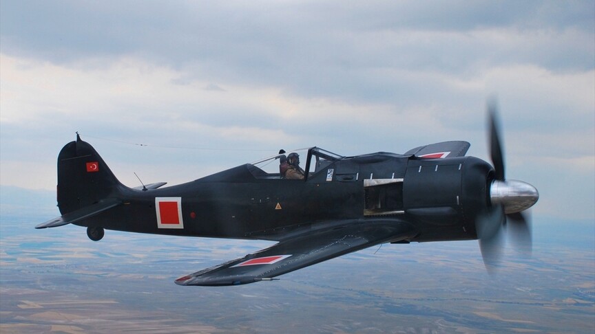 Tarihi savaş uçağı Focke-Wulf 190 restorasyonun ardından yeniden uçtu