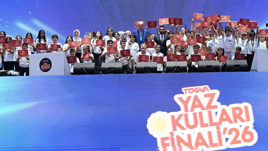 İstanbul'da "TÜGVA Yaz Okulları Finali" programı düzenlendi
