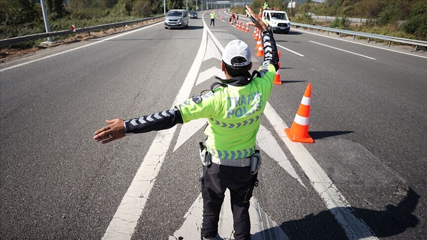 Kadıköy'de triatlon yarışı nedeniyle bazı yollar trafiğe kapatılacak