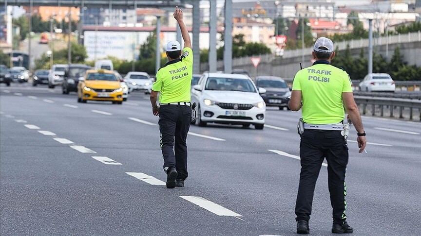 İstanbul'da bazı yollar 14 gün trafiğe kapalı olacak