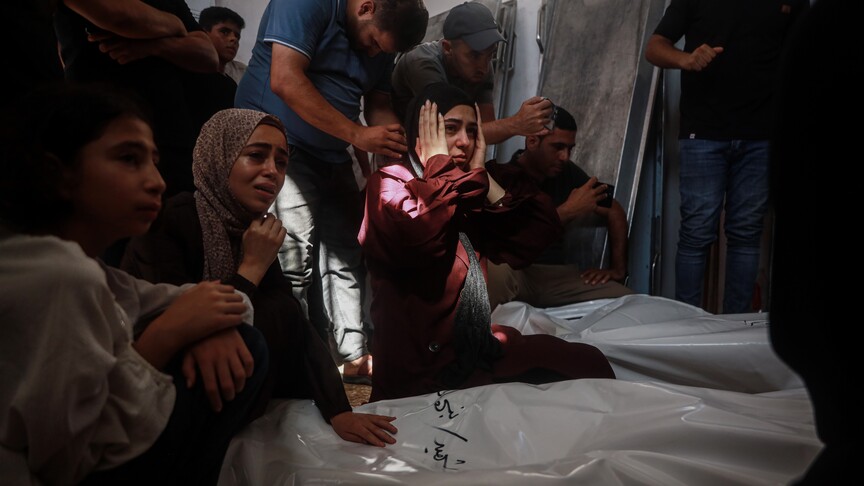 İsrail'in Gazze'ye gece düzenlediği saldırılarda 2'si çocuk 8 Filistinli hayatını kaybetti