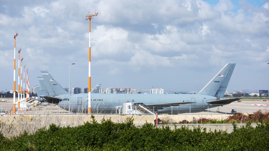 İsrail basını: ABD, Ben Gurion Havalimanı’ndaki bazı yakıt ikmal uçaklarını geri çekmeye başladı