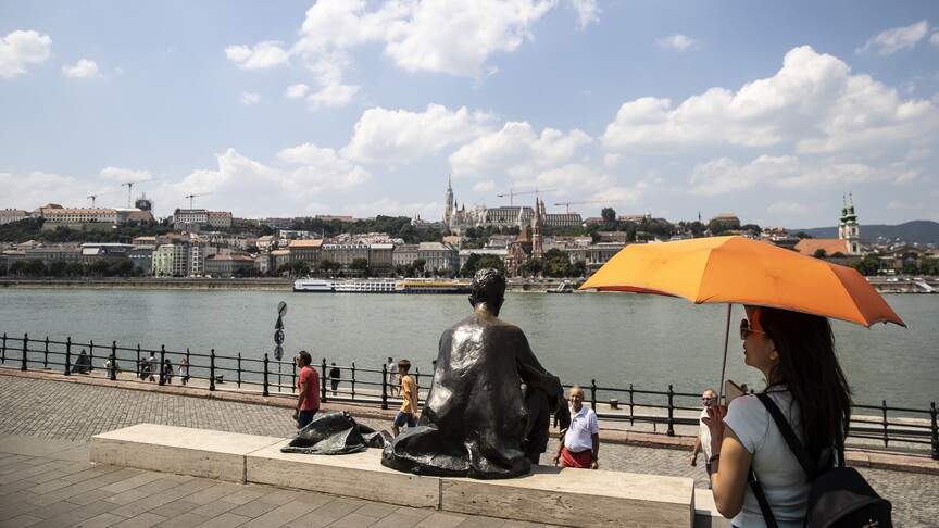 Macaristan'ın başkenti Budapeşte'de 41,1 dereceyle sıcaklık rekoru kırıldı