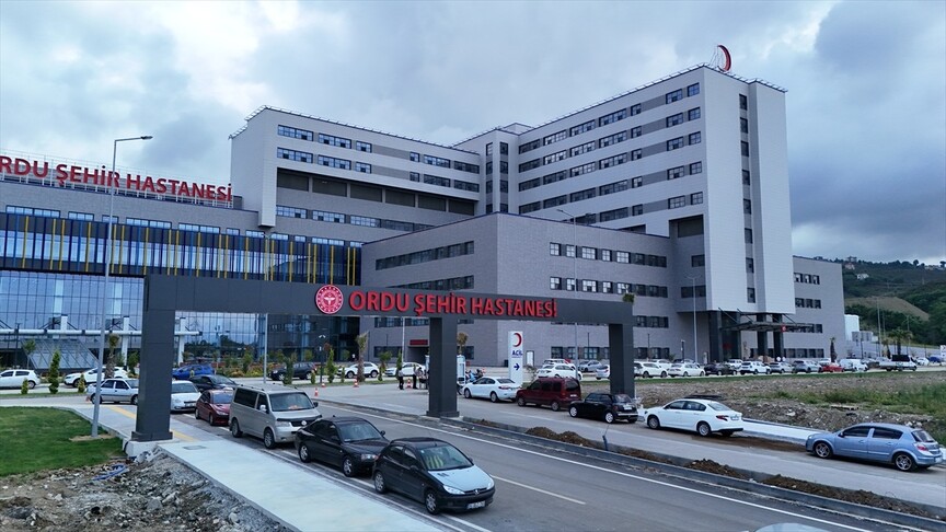 Ordu Şehir Hastanesi hasta kabulü için gün sayıyor