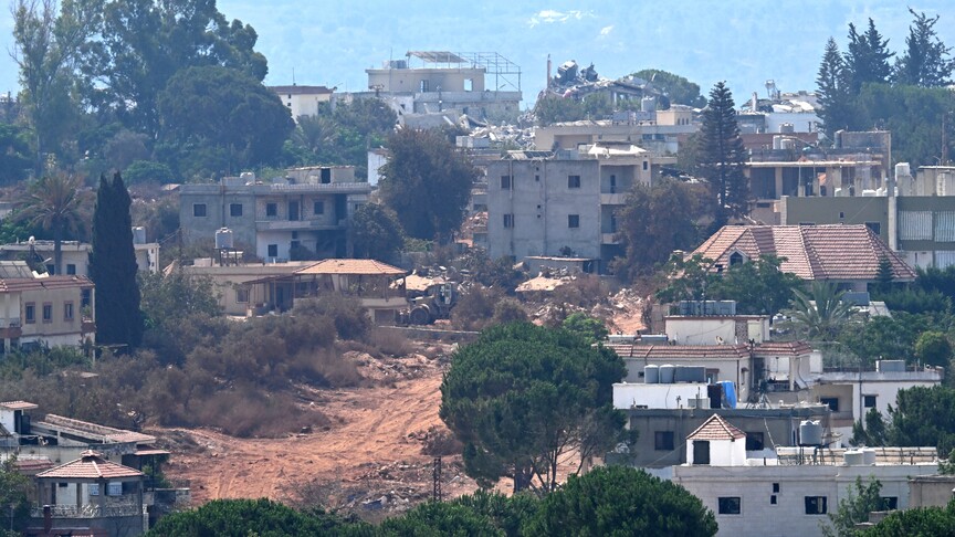 İsrail'in Lübnan'a saldırıları sürerken patlamamış mühimmata müdahalede 3 asker yaralandı