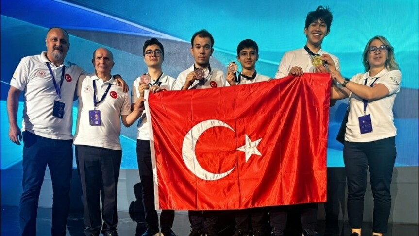 Türkiye ilk kez katıldığı Nükleer Bilim Olimpiyatı'ndan 4 madalya çıkardı