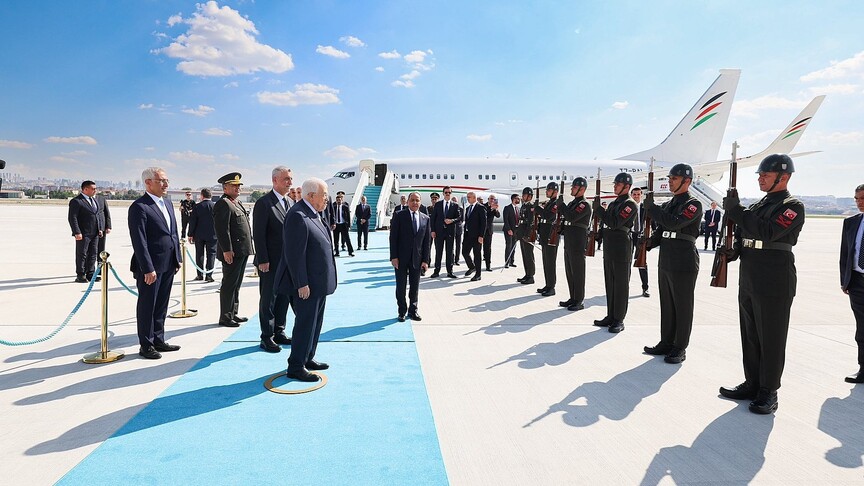 Filistin Devlet Başkanı Abbas, resmi temaslarda bulunmak üzere Ankara'da