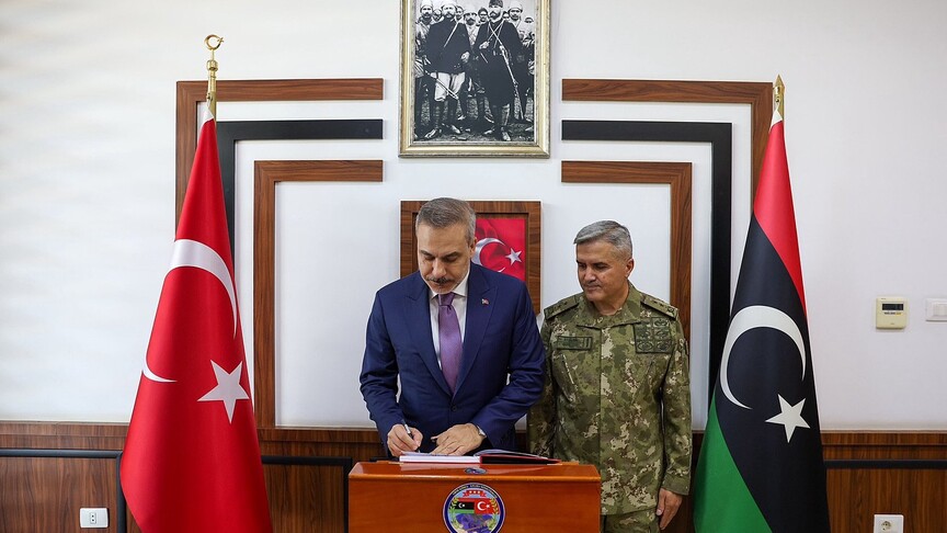 Dışişleri Bakanı Fidan, Trablus'ta TSK Libya Görev Grup Komutanlığını ziyaret etti