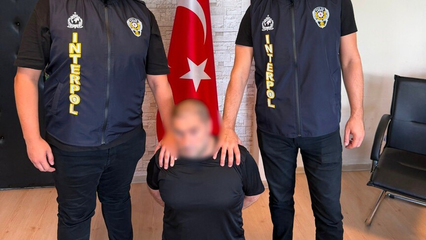 Kırmızı bültenle aranan suç örgütü elebaşıları Ferhat Delen ve Erdoğan Aykut yakalandı
