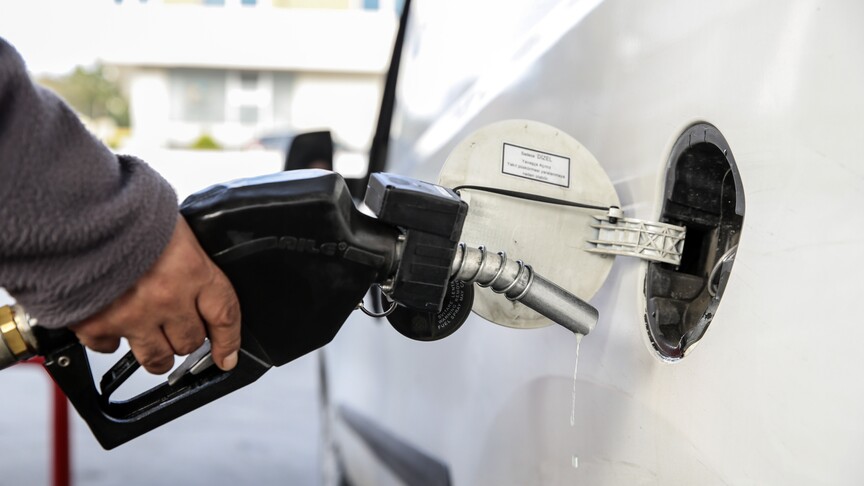 Motorinde "kademeli ÖTV" uygulamasıyla 9 lira indirim oldu