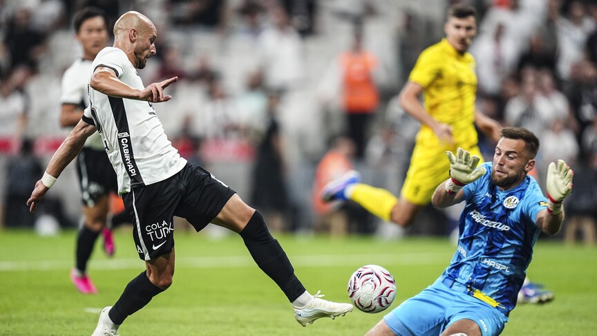 Beşiktaş, Hradec Kralove'yi 1-0 yenerek play-off turuna yükseldi