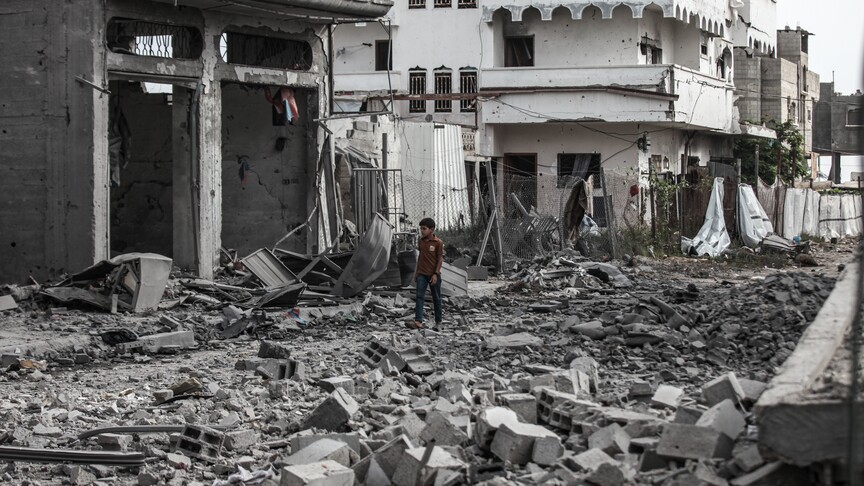 Hamas heyeti Gazze'deki ateşkes anlaşmasının kalıcı hale getirilmesi için Kahire'ye gidiyor